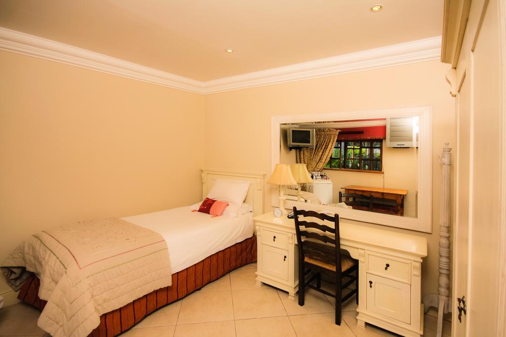 Shani Guest House Brooklyn  Екстериор снимка